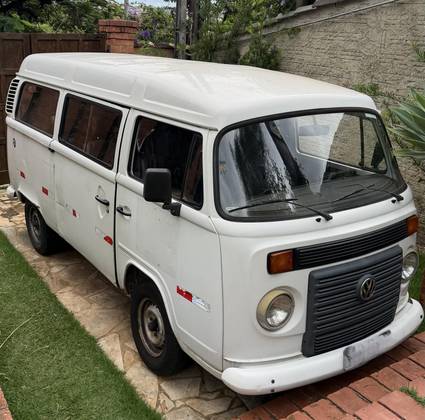 VOLKSWAGEN KOMBI 1.4 MI STD LOTAÇÃO 8V FLEX 3P MANUAL